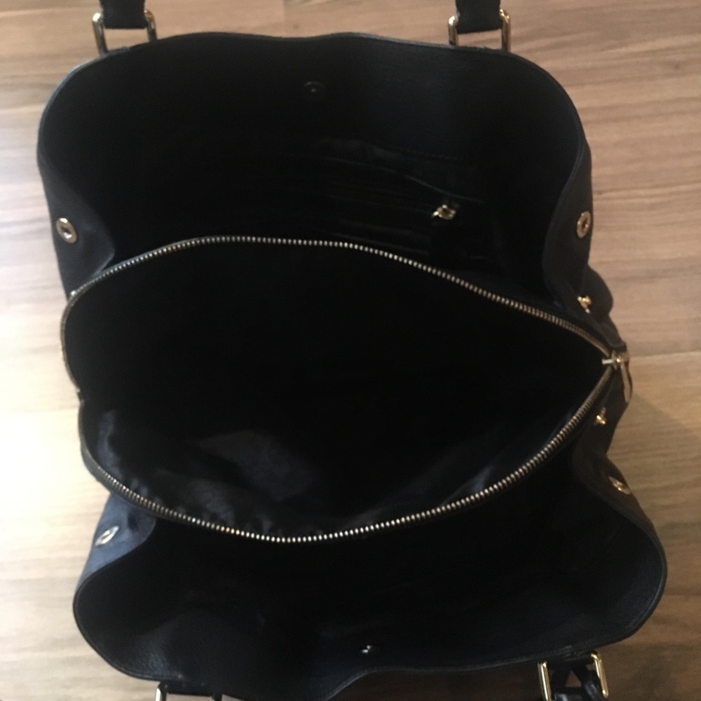 % Authentic Michael Kors - image 3